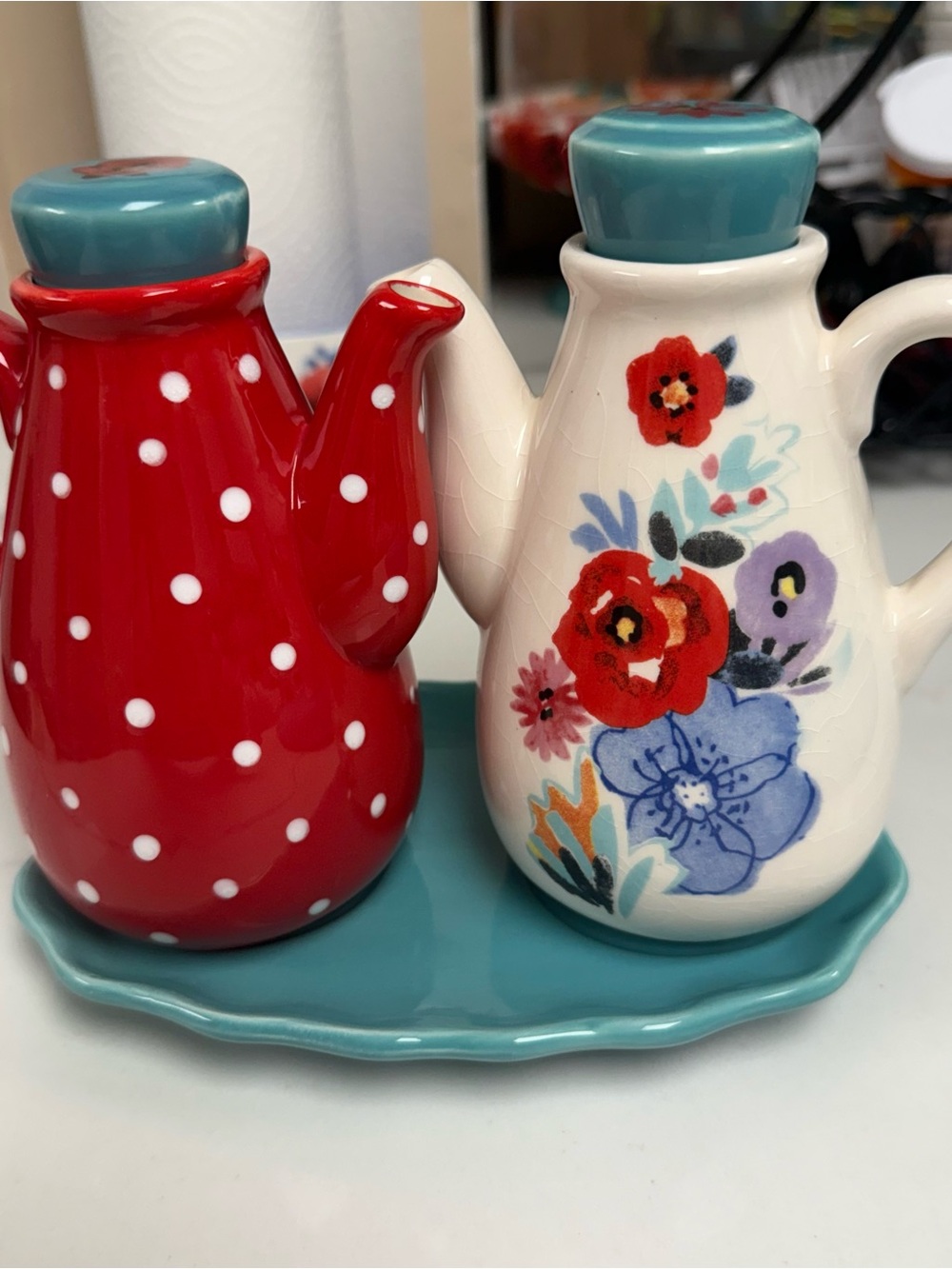 Pioneer Woman Flea Market Oil and Vinegar Set - Red Polka Dot & Floral